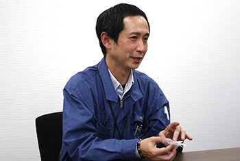 技術部　井上氏